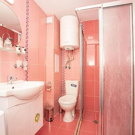 The Captain Be My Guests! By Rv Apartmán *