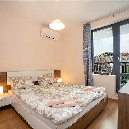 The Captain Be My Guests! By Rv Apartmán