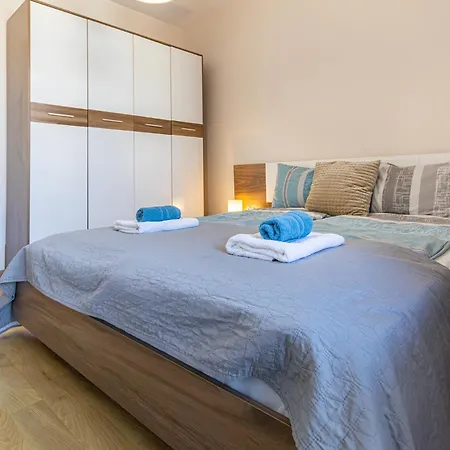 The Captain Be My Guests! By Rv Apartmán *