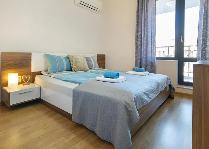 The Captain Be My Guests! By Rv Apartman Várna